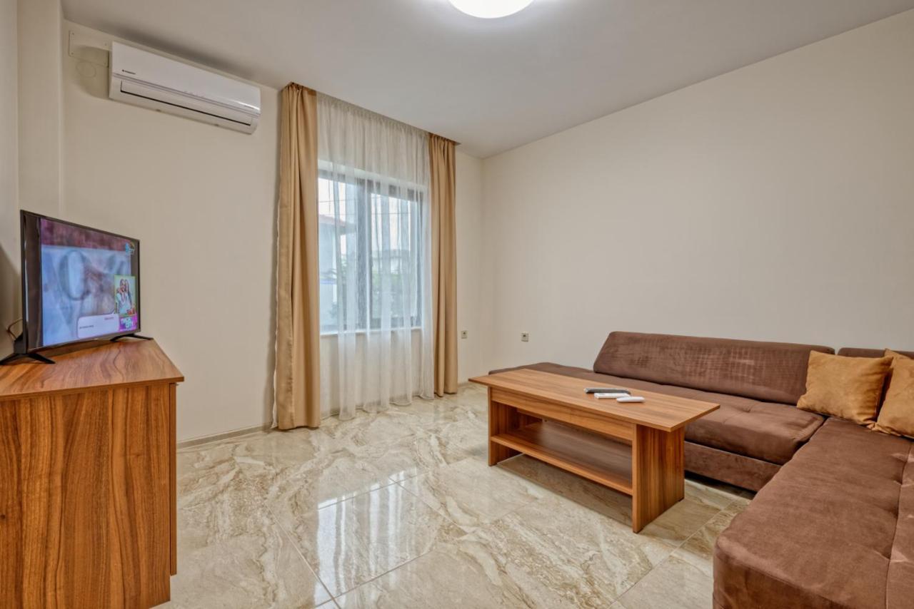 Къща За Гости Relax Chissarja Exterior foto